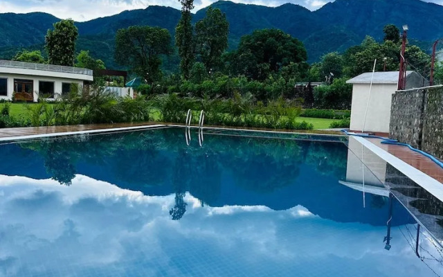 Corbett Four Seasons