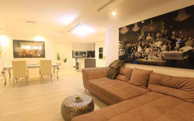 2288 new modern penthouse with privat pool