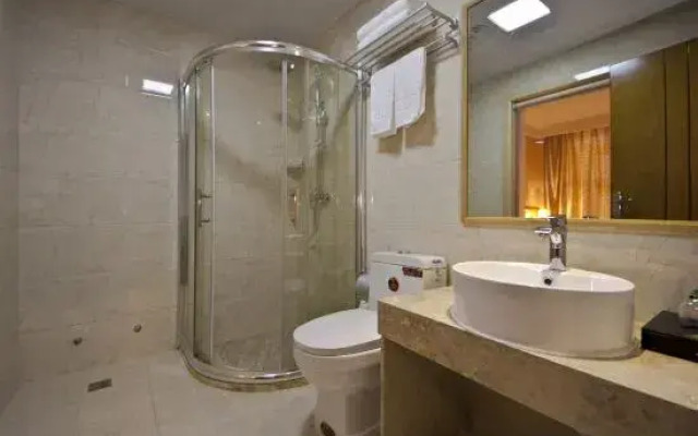 Faili Hot Spring Holiday Hotel