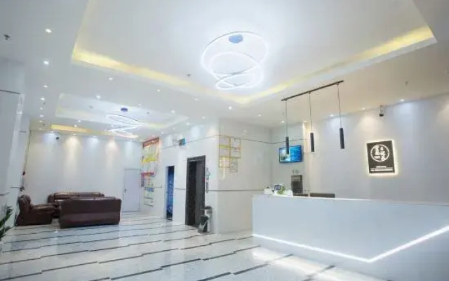 Danzhou Yishang Premium Hotel