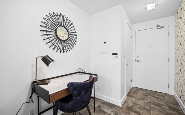 Stallion Suites Opp CN Tower & Scotiabank Arena