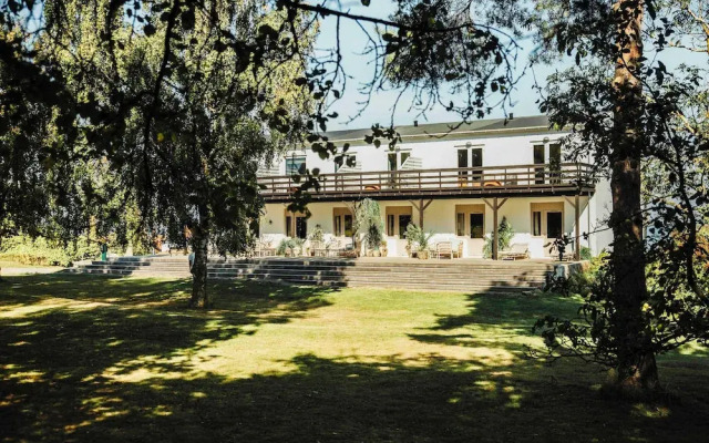 The Falcon Hotel