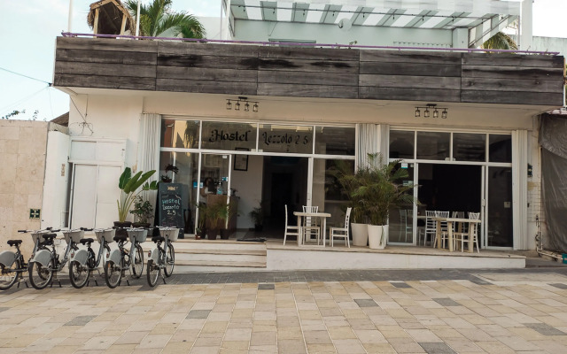 Hostal Lezzoto 2.5 Beach - Hostel