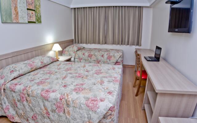 Hotel Golden Park Curitiba by Nacional Inn
