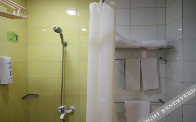 Happy Home Hotel