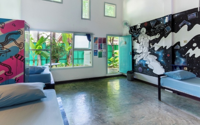 Gili Beach Bum Hostel – Guest Rooms – Gili Trawangan