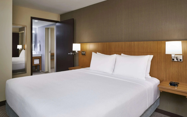 Hyatt Place Wilmington Riverfront