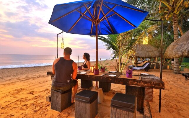 Sea Rock Villa