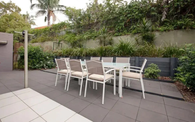 Lagoons Estate, 22 Coventry Place