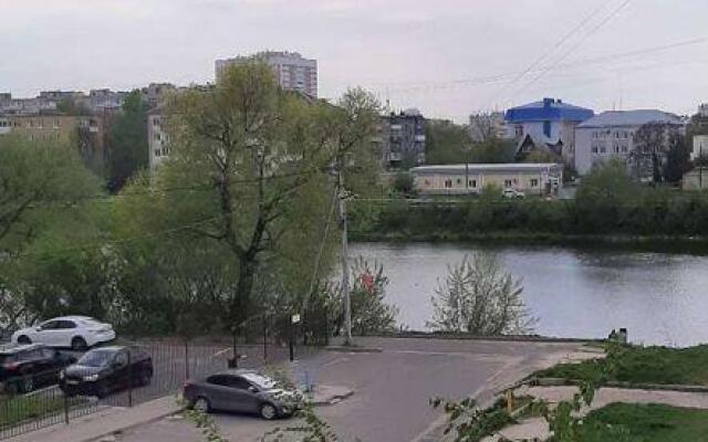 Apartments on the Dubrovinsky embankment 58