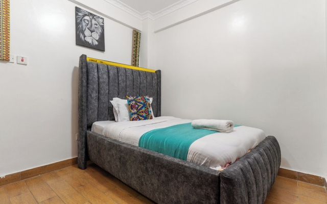 Luxury 4BR Kilimani - Rooftop Pool & Gym