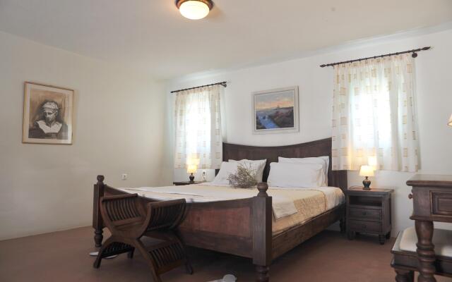 Medusa Beach Resort and Suites