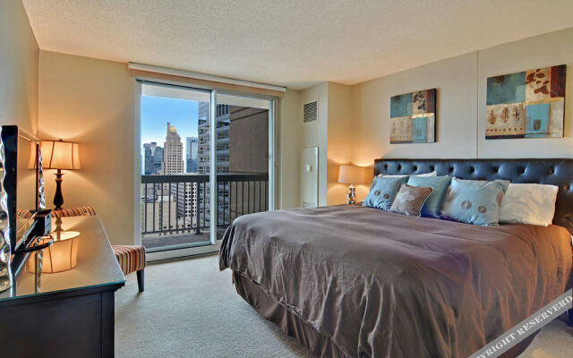 Chicago Grand Plaza Suites