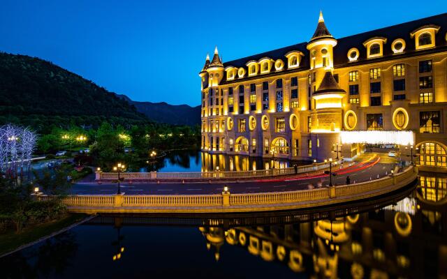 Yin Run Jin Jiang Castle Hotel