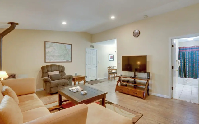 9 Mi to Heavenly Mountain: South Lake Tahoe Home
