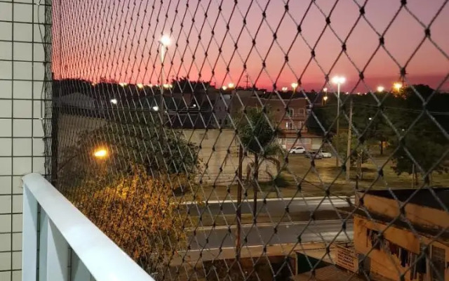 Apt encantador c/ varanda próximo ao aeroporto Jk.