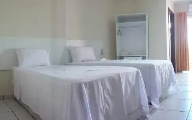 Petro Plaza Hotel