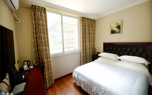 Dazhou Yimeijia Haitian Business Hotel
