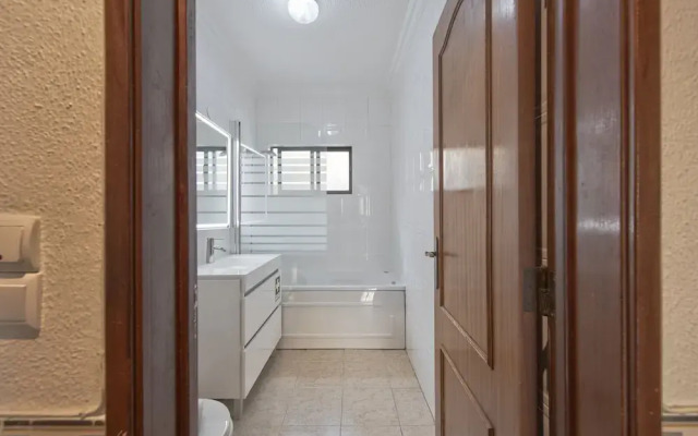Pontinha Typical by Homing
