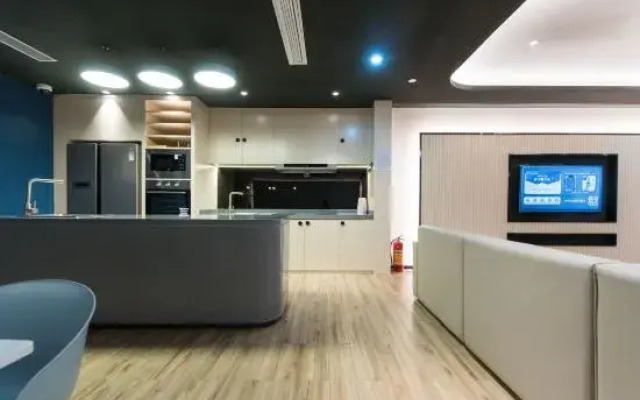 CJIA Apartment (Shenzhen Bao'an Fanshen Subway Station)