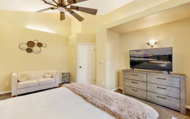 Ultra Modern Retreat by Big Bear Vacations