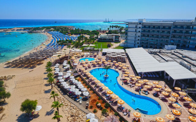 Asterias Beach Hotel