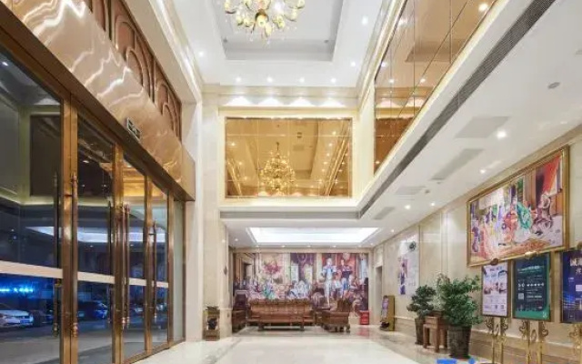Vienna International Hotel (Dongguan Qingxi  Mountain Scenic Area)