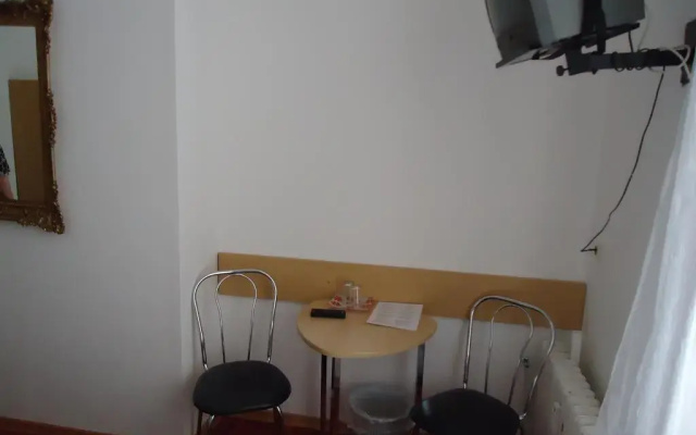 Hotel Adam