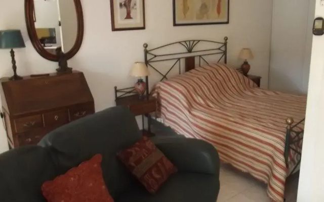 Appartement 4 personnes avec terrasse et parking quartier du Port de Nice