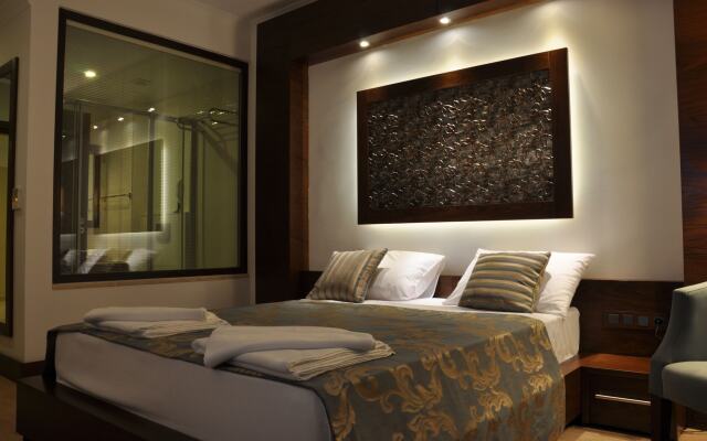 Veltur Turiya Hotel