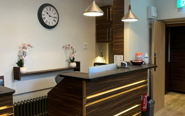 The Angus Hotel