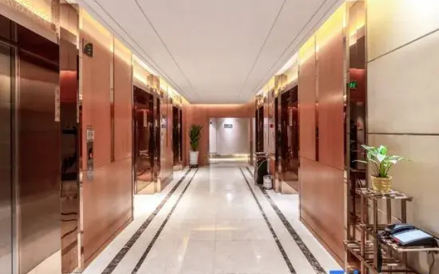 Lia! By Minyoun Chengdu Rezen Hotel (Chunxi Taikoo Li Store)