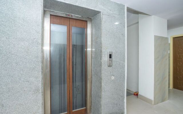 Oyo 30686 G K Residency