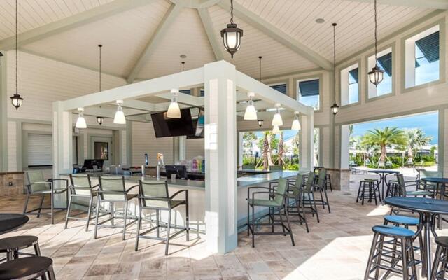 4802 LL Dream Getaway Luxury Townhome w/ Pool