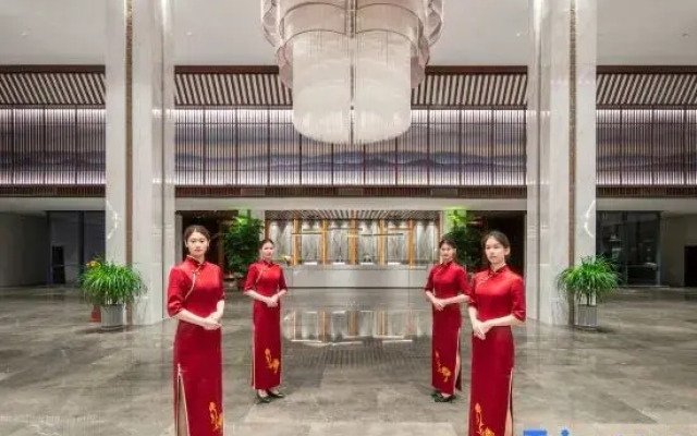 Rose Hotel (Nanyang Zhangheng Avenue Municipal Government Store)