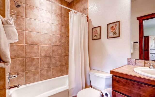 Saddlewood Townhomes