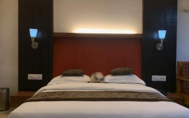 Honeybee Resorts