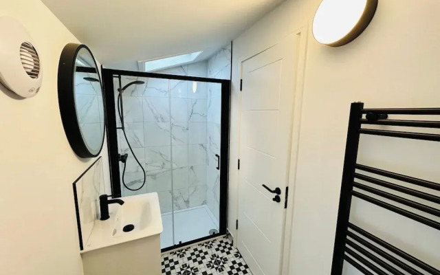 Rhode Lane Serviced Apartments