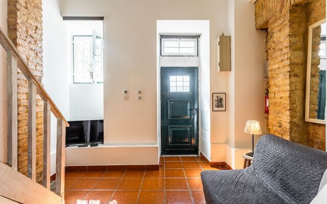 Cool Tailor Made Studio