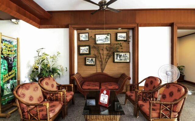 Nida Rooms White Gate 2 Walking