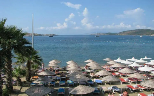 Dream Palace Hotel - Adults Only