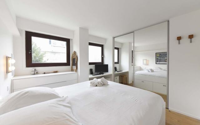 Family apartment near Montparnasse