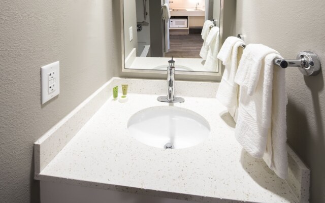 Uptown Suites Extended Stay Miami FL – Homestead