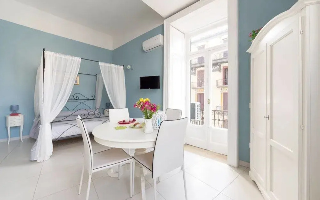 B&B Rosaroll