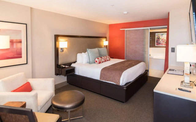 City Loft Hotel