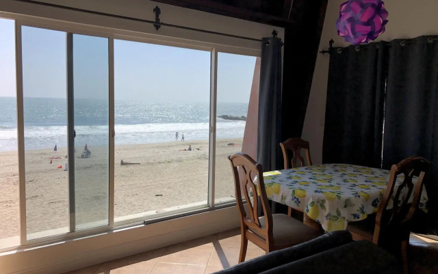 The Shores Inn and Beach Houses