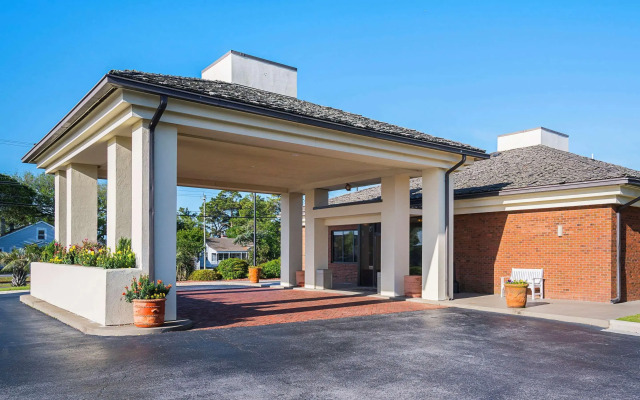 Quality Hotel Morehead City near Atlantic Beach