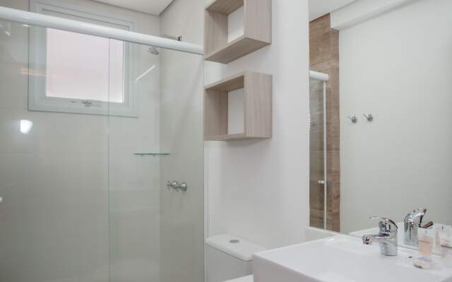Apartamento charmoso e iluminado em bairro nobre de Gramado