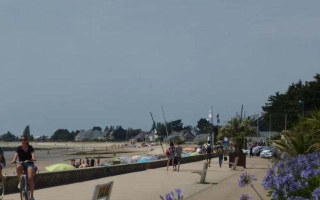 Pretty Terraced House Near the Beach, Damgan