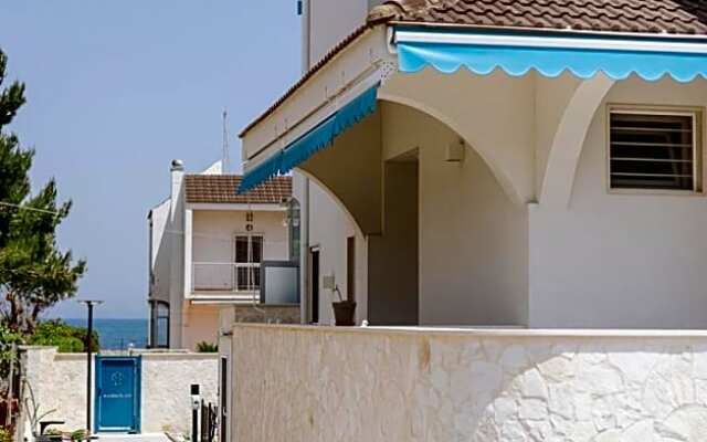 Apulia Blue Apartements & B&B